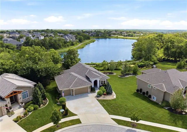 Homes for sale in Lenexa, KS | 24855 W 95th Ter, Lenexa, KS 66227 | MLS# 2629550