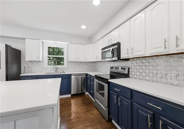 Photo 5 of Single family home for sale at 6301 E 109th Terrace, Kansas City, MO 64134 | MLS# 2629552 | Listing updated on 2026-09-03
