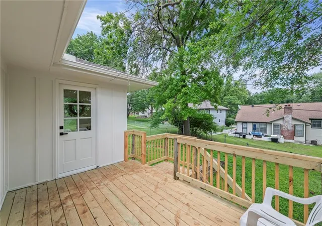 Homes for sale in Kansas City, MO | 10443 College Ave, Kansas City, MO 64137 | MLS# 2629557