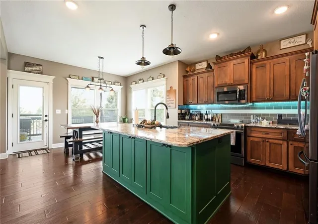 1st image of 22614 Surrey Ln, Peculiar, MO 64078 | MLS# 2629563