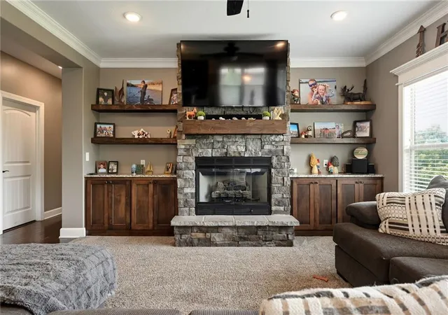 2nd image of 22614 Surrey Ln, Peculiar, MO 64078 | MLS# 2629563
