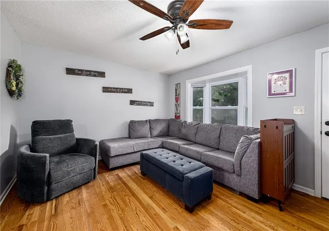 Homes for sale in Kansas City, KS | 2803 N 109 St, Kansas City, KS 66109 | MLS# 2629590