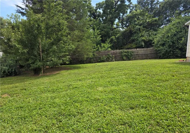 Photo 22 of Sale Pending at 9226 Walnut St, Kansas City, MO 64114 | MLS# 2629596 | Listing updated on 2026-09-04