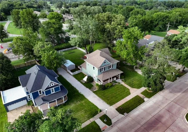 Homes for sale in Hiawatha, KS | 416 Miami St, Hiawatha, KS 66434 | MLS# 2629601