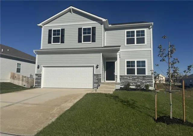 1st image of 306 Lake Meadows Dr, Smithville, MO 64089 | MLS# 2629610