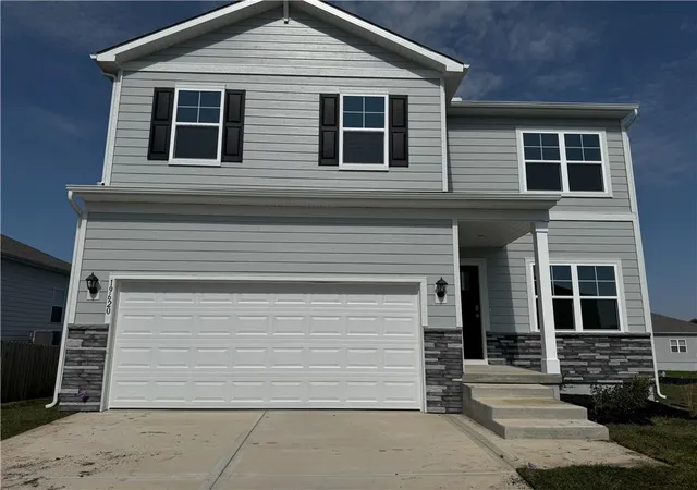 2nd image of 306 Lake Meadows Dr, Smithville, MO 64089 | MLS# 2629610