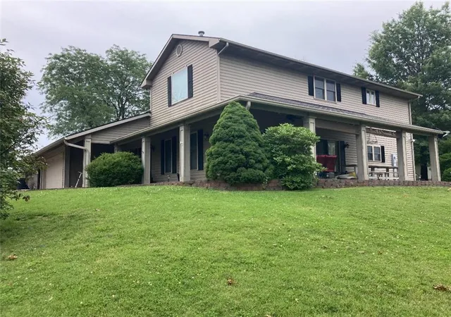 1st image of 2216 Country Club Dr, Chillicothe, MO 64601 | MLS# 2629611