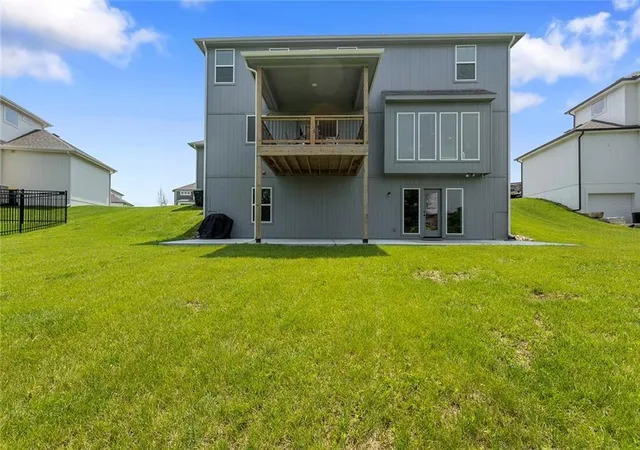 Photo 2 of Sale Pending at 8824 N Colorado Ave, Kansas City, MO 64156 | MLS# 2629624 | Listing updated on 2026-07-03
