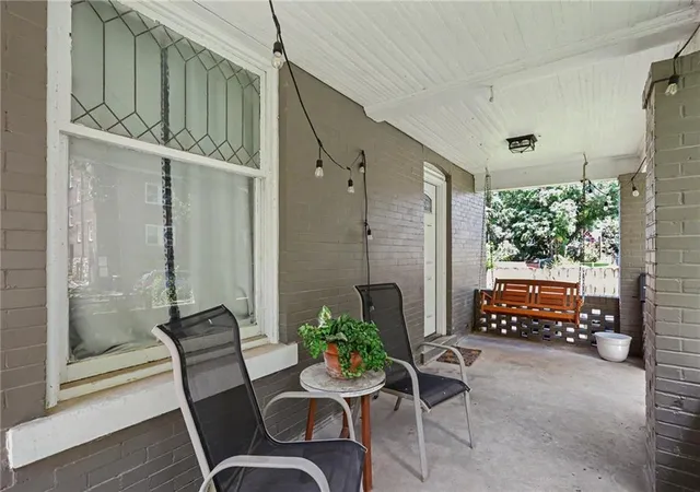 Photo 2 of Single family home for sale at 3212 Campbell St, Kansas City, MO 64109 | MLS# 2629625 | Listing updated on 2026-08-16