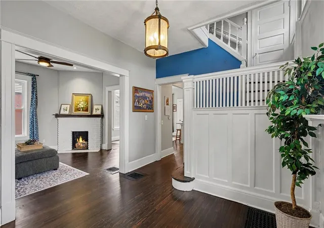 Photo 3 of Single family home for sale at 3212 Campbell St, Kansas City, MO 64109 | MLS# 2629625 | Listing updated on 2026-08-16