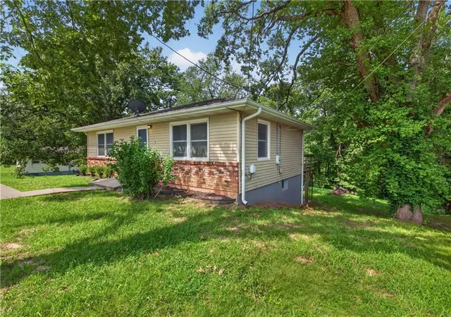 Homes for sale in El Dorado Springs, MO | 204 N Ohio St, El Dorado Springs, MO 64744 | MLS# 2629630