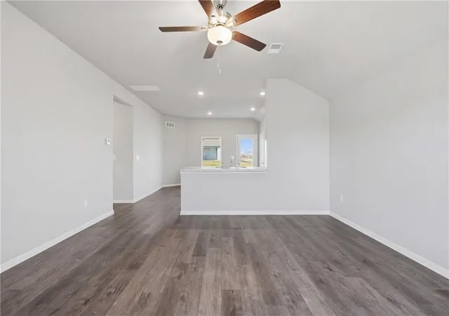 5th image of 620 W Bluebird St, Gardner, KS 66030 | MLS# 2629642