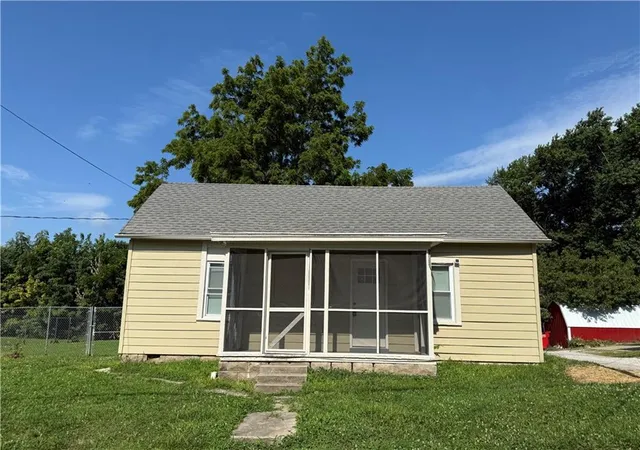 Homes for sale in Lexington, MO | 415 S 20th St, Lexington, MO 64067 | MLS# 2629643