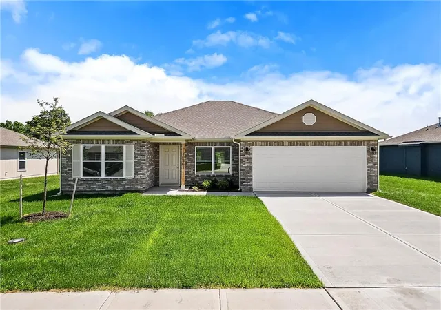 Homes for sale in Edgerton, KS | 37585 W 209th St, Edgerton, KS 66021 | MLS# 2629646