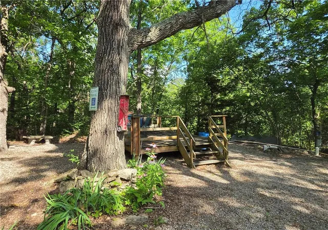 5th image of 2 E Shady Ct, La Cygne, KS 66040 | MLS# 2629649