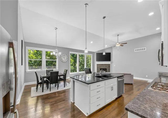 Photo 2 of Single family home for sale at 6229 N Green Hills Ln, Kansas City, MO 64151 | MLS# 2629655 | Listing updated on 2026-09-08