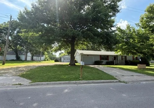 Homes for sale in Burlington, KS | 904 S 6th St, Burlington, KS 66839 | MLS# 2629662