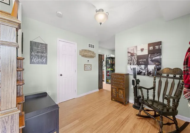 5th image of 11851 Leavenworth Rd, Kansas City, KS 66109 | MLS# 2629673
