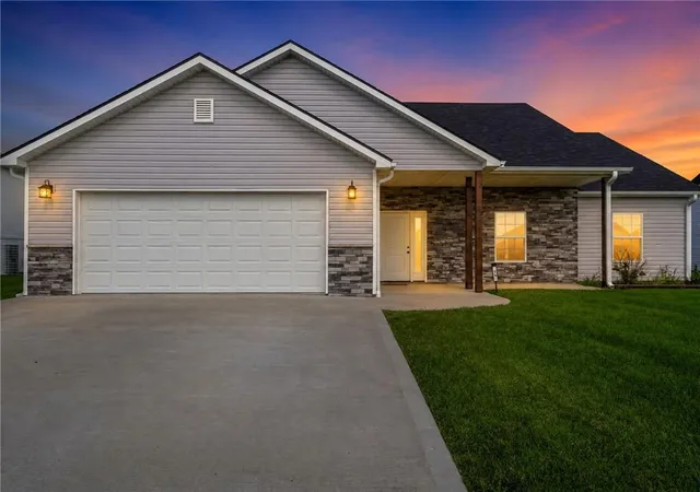 Homes for sale in Warrensburg, MO | 73 Se 451 Rd, Warrensburg, MO 64093 | MLS# 2629679