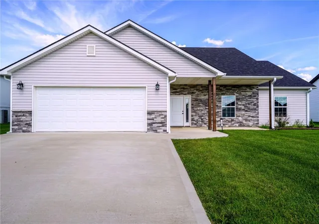 Homes for sale in Warrensburg, MO | 73 Se 451 Rd, Warrensburg, MO 64093 | MLS# 2629679