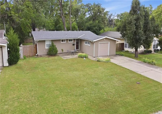 Photo 2 of Single family home for sale at 11917 W 91st Terrace, Lenexa, KS 66215 | MLS# 2629705 | Listing updated on 2026-09-30