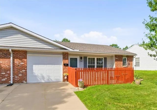 Homes for sale in Kansas City, KS | 7845 Freeman Ave, Kansas City, KS 66112 | MLS# 2629707