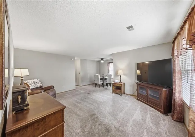 Homes for sale in Kansas City, KS | 7845 Freeman Ave, Kansas City, KS 66112 | MLS# 2629707