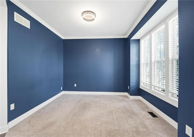 Photo 4 of Single family home for sale at 8426 Green Rd, Lenexa, KS 66227 | MLS# 2629725 | Listing updated on 2026-10-04