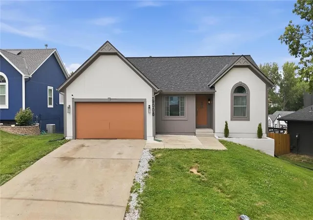 Photo 3 of Sale Pending at 9008 Barnett Ave, Kansas City, KS 66112 | MLS# 2629743 | Listing updated on 2026-08-19