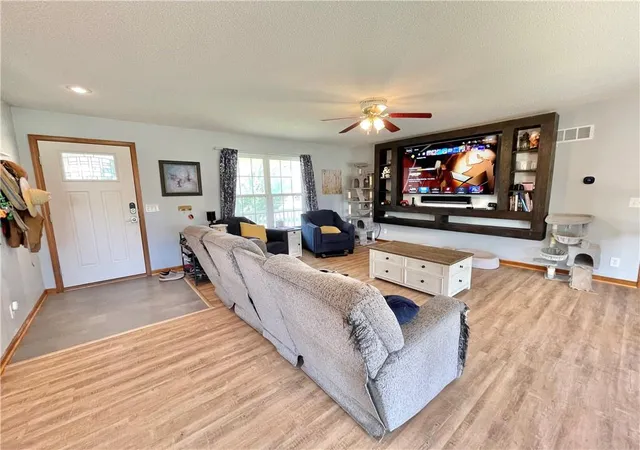 Homes for sale in Excelsior Springs, MO | 2224 W Ivory Cir, Excelsior Springs, MO 64024 | MLS# 2629759