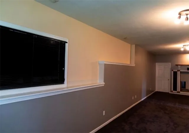 Photo 3 of Single family home for sale at 3503 Oxford Ct, Saint Joseph, MO 64506 | MLS# 2629771 | Listing updated on 2026-10-20