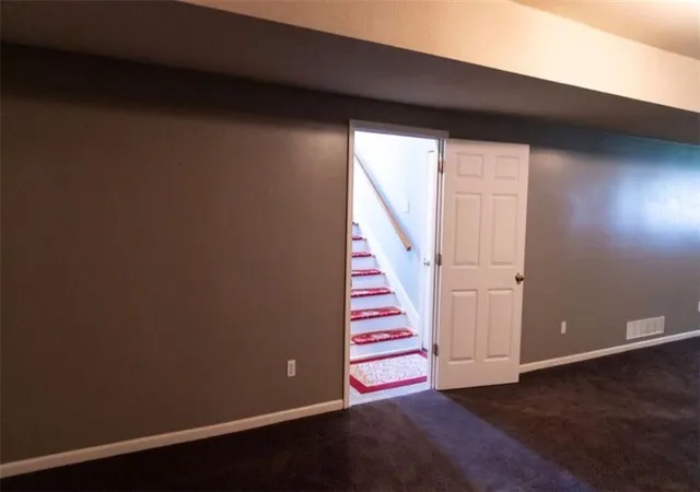 Photo 4 of Single family home for sale at 3503 Oxford Ct, Saint Joseph, MO 64506 | MLS# 2629771 | Listing updated on 2026-10-20