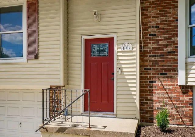 Homes for sale in Blue Springs, MO | 409 Duncan Rd, Blue Springs, MO 64014 | MLS# 2629785