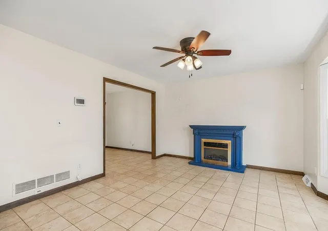 Homes for sale in Blue Springs, MO | 409 Duncan Rd, Blue Springs, MO 64014 | MLS# 2629785