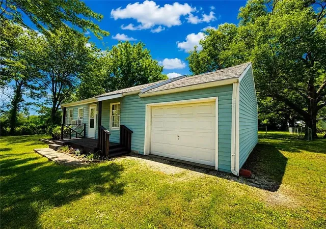 Homes for sale in Oswego, KS | 703 Union St, Oswego, KS 67356 | MLS# 2629788