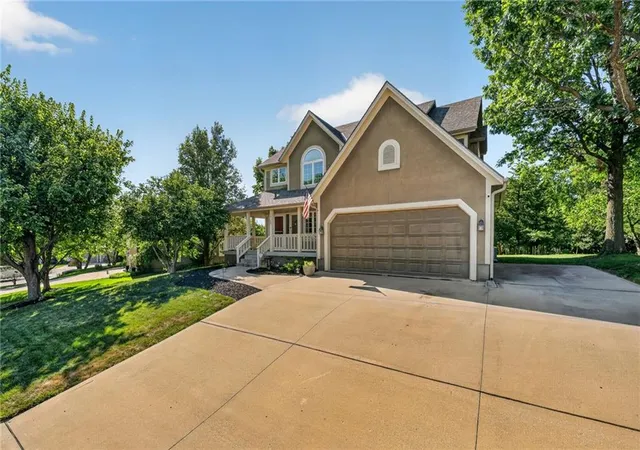 3rd image of 14108 E 96Th Ter, Kansas City, MO 64139 | MLS# 2629795