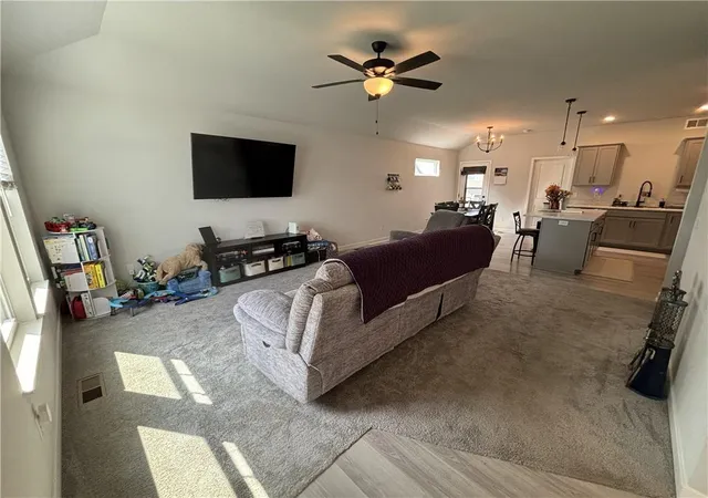 Photo 4 of Sale Pending at 27310 Cedar Grv Dr, Lee's Summit, MO 64086 | MLS# 2629797 | Listing updated on 2026-08-10