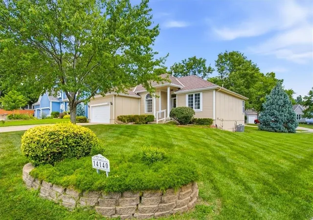 2nd image of 14140 W 146th Terrace, Olathe, KS 66062 | MLS# 2629815