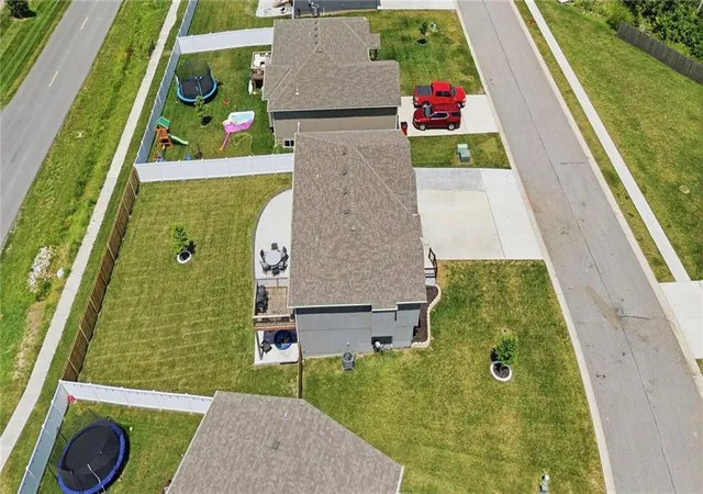 40th image of 1310 Sw Burns Cir, Oak Grove, MO 64075 | MLS# 2629823