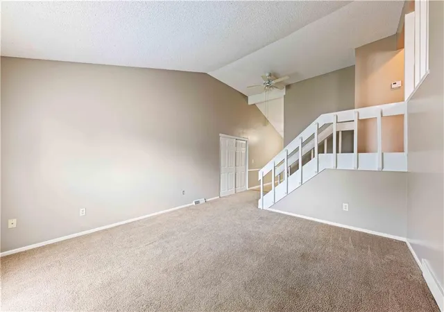 3rd image of 8456/8458 Lane Dr, Raytown, MO 64138 | MLS# 2629848