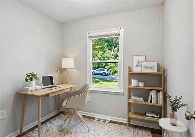 Photo 3 of Single family home for sale at 10405 Richmond Ave, Kansas City, MO 64134 | MLS# 2629882 | Listing updated on 2026-08-28
