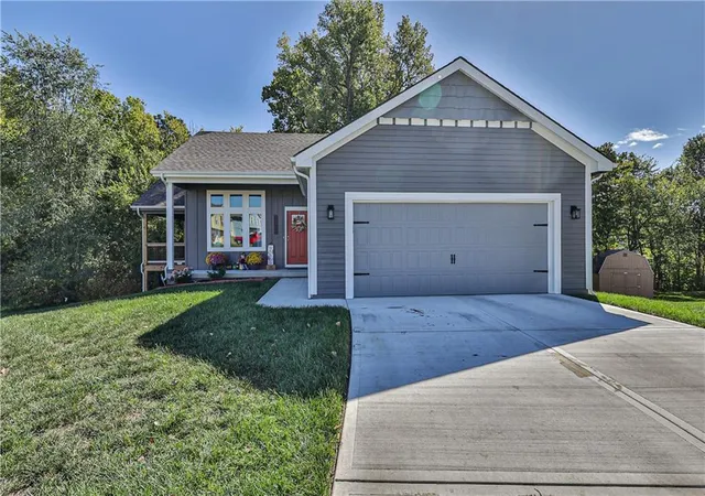 Photo 1 of Single family home for sale at 2206 Corbin Ct, Excelsior Springs, MO 64024 | MLS# 2629931 | Listing updated on 2026-07-25