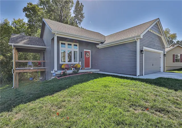 Photo 2 of Single family home for sale at 2206 Corbin Ct, Excelsior Springs, MO 64024 | MLS# 2629931 | Listing updated on 2026-07-25