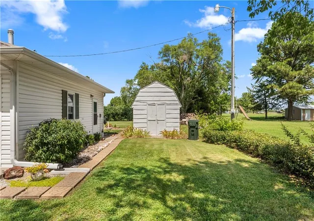 Homes for sale in Nevada, MO | 18955 E 54 Hwy, Nevada, MO 64772 | MLS# 2629944