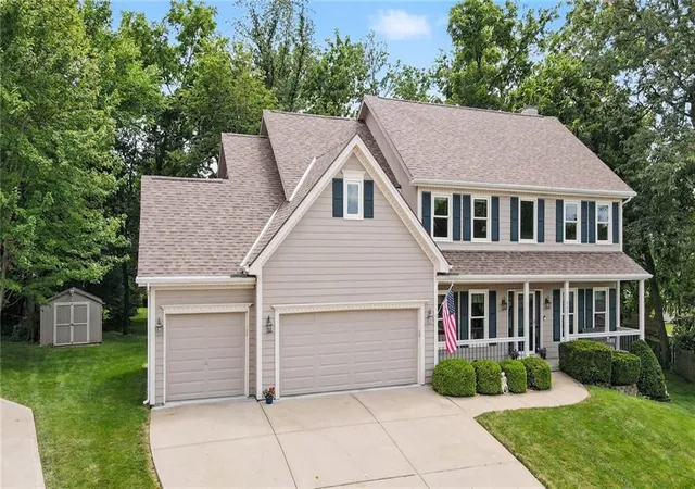 Photo 3 of Sale Pending at 7805 N Rhode Ave, Kansas City, MO 64152 | MLS# 2629950 | Listing updated on 2026-09-19