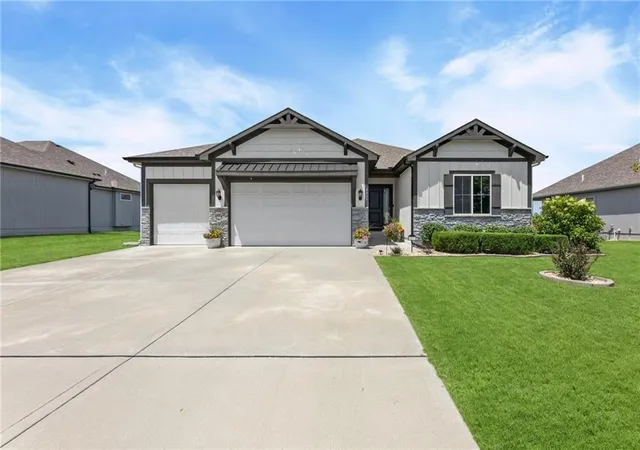 Photo 1 of Sale Pending at 4805 Sw 3rd Street, Blue Springs, MO 64014 | MLS# 2629963 | Listing updated on 2026-08-18