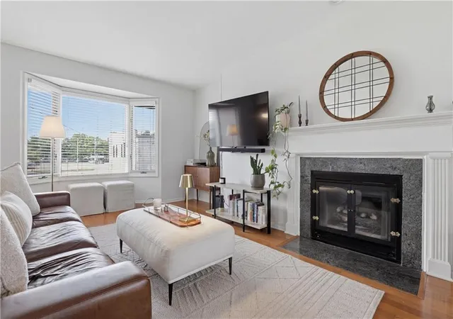 1st image of 4320 Belleview Ave #206, Kansas City, MO 64111 | MLS# 2629967