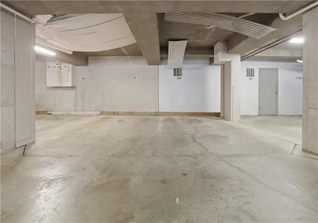 23rd image of 4320 Belleview Ave #206, Kansas City, MO 64111 | MLS# 2629967