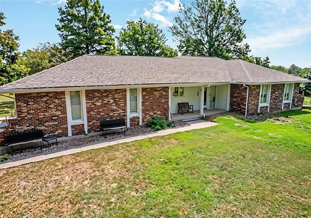 1st image of 7123 Se 202nd St, Holt, MO 64048 | MLS# 2629969
