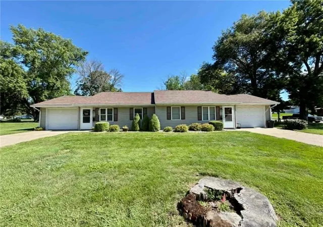 Homes for sale in Maryville, MO | 1017 E Edwards St, Maryville, MO 64468 | MLS# 2629978